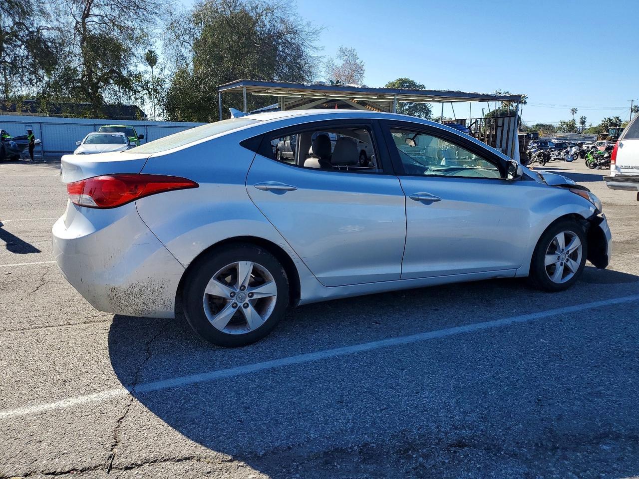 2013 Hyundai Elantra Gls - Фото 3