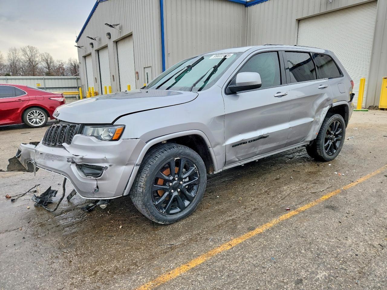 2019 Jeep Grand Cherokee Laredo