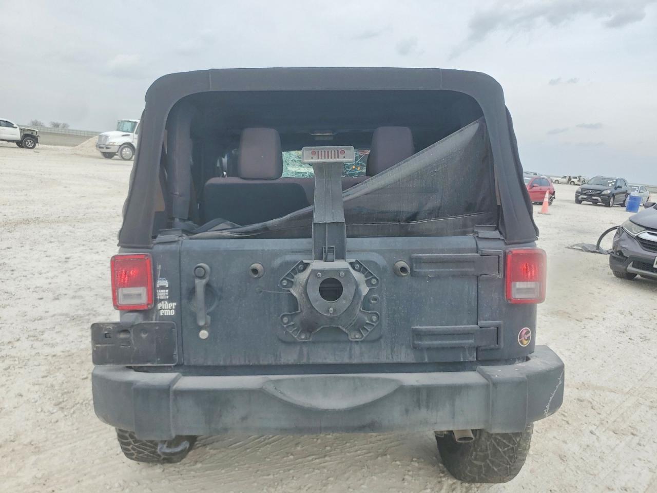 2018 Jeep Wrangler Sport - Фото 6