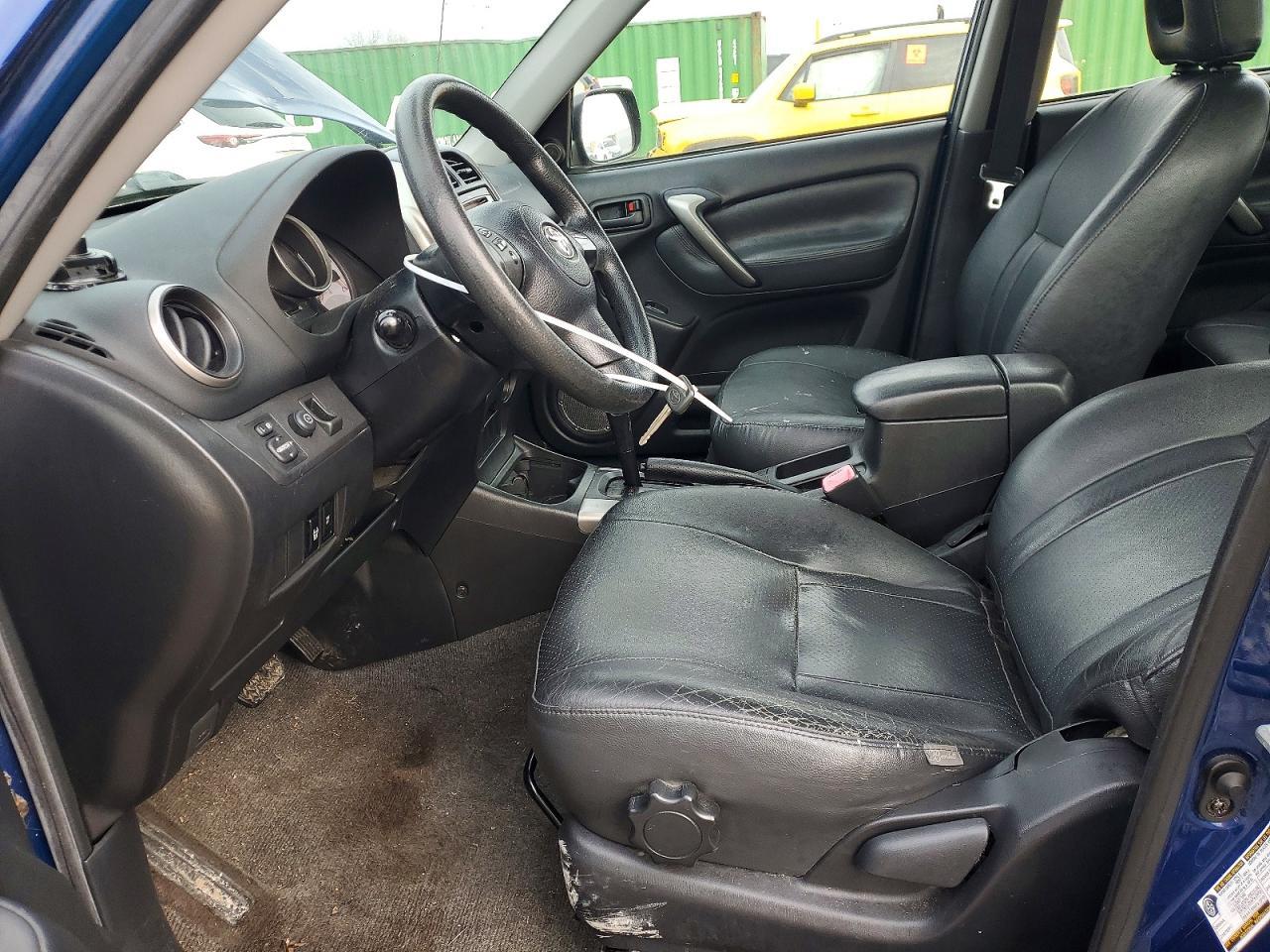 2004 Toyota Rav4 - Image 7
