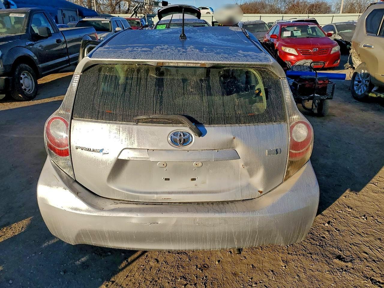 2013 Toyota Prius C - Image 6