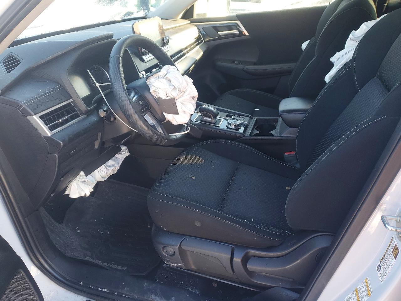 2022 Mitsubishi Outlander Es - Фото 7