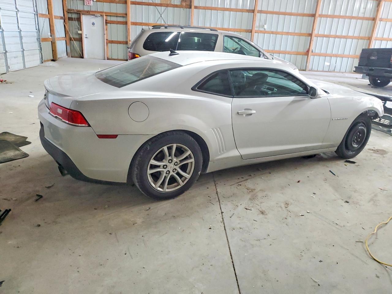 2014 Chevrolet Camaro Ls - Image 3