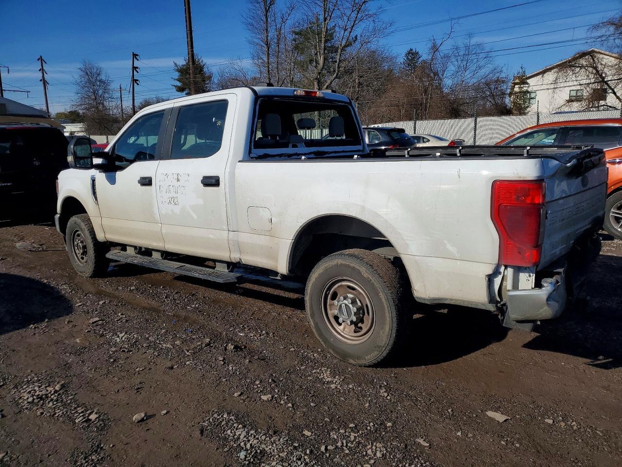 2022 Ford F250 Super Duty - Фото 2