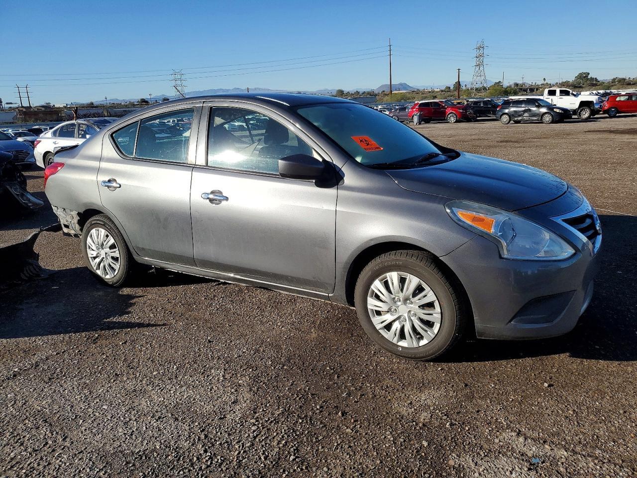 2018 Nissan Versa S - Image 4