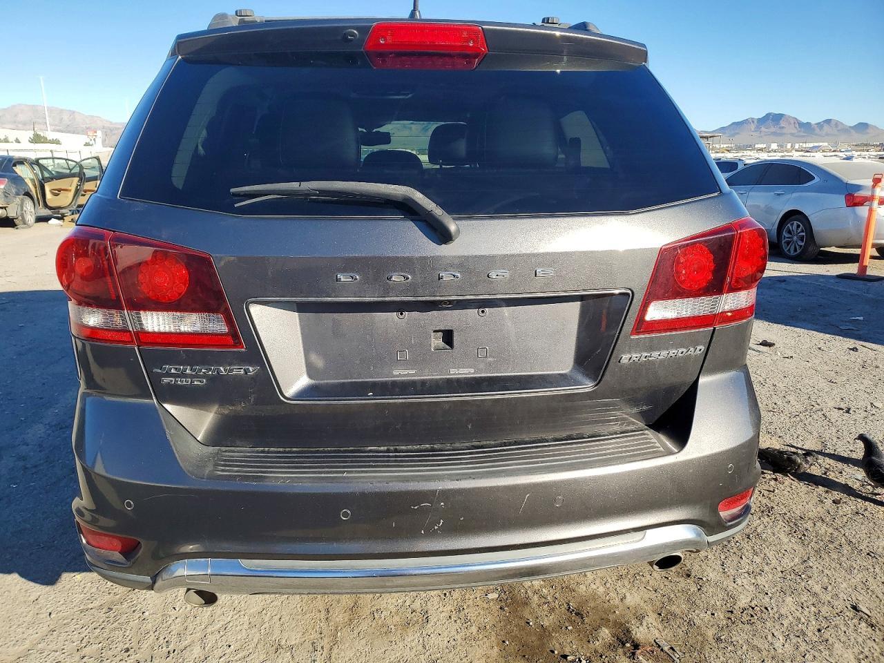 2016 Dodge Journey Crossroad - Фото 6