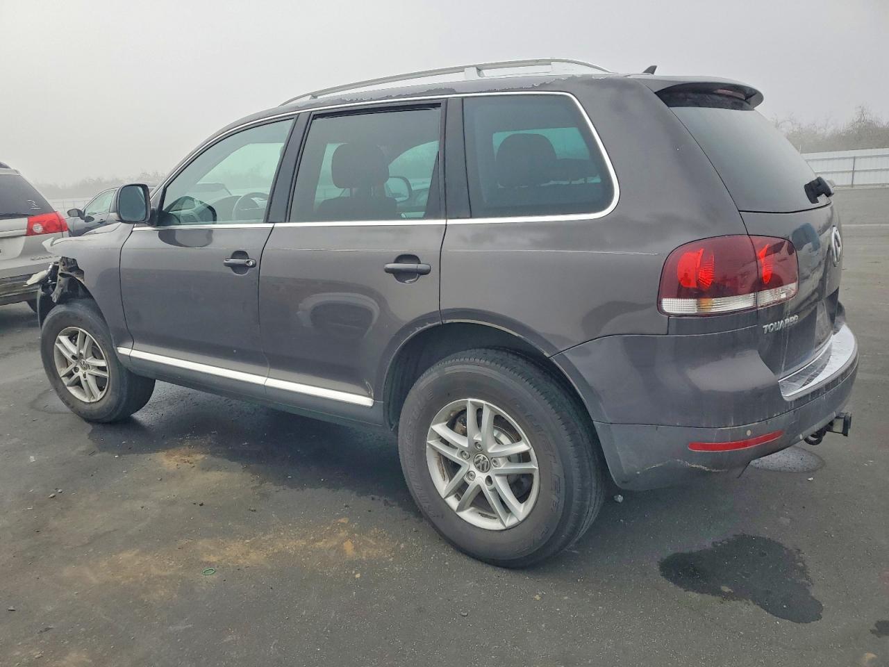 2008 Volkswagen Touareg 2 V6 - Image 2