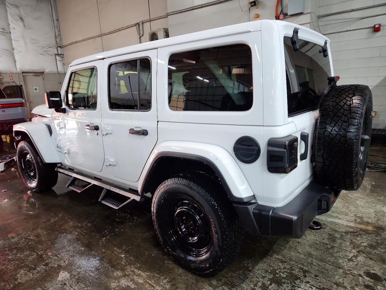 2021 Jeep Wrangler Unlimited Sahara - Image 2
