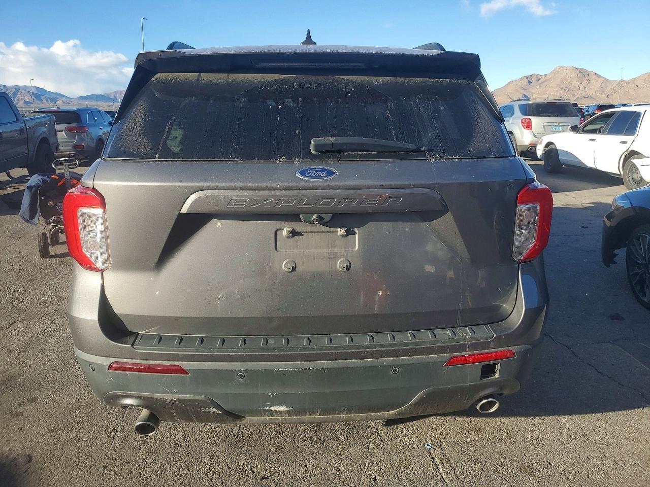2021 Ford Explorer Xlt - Image 6