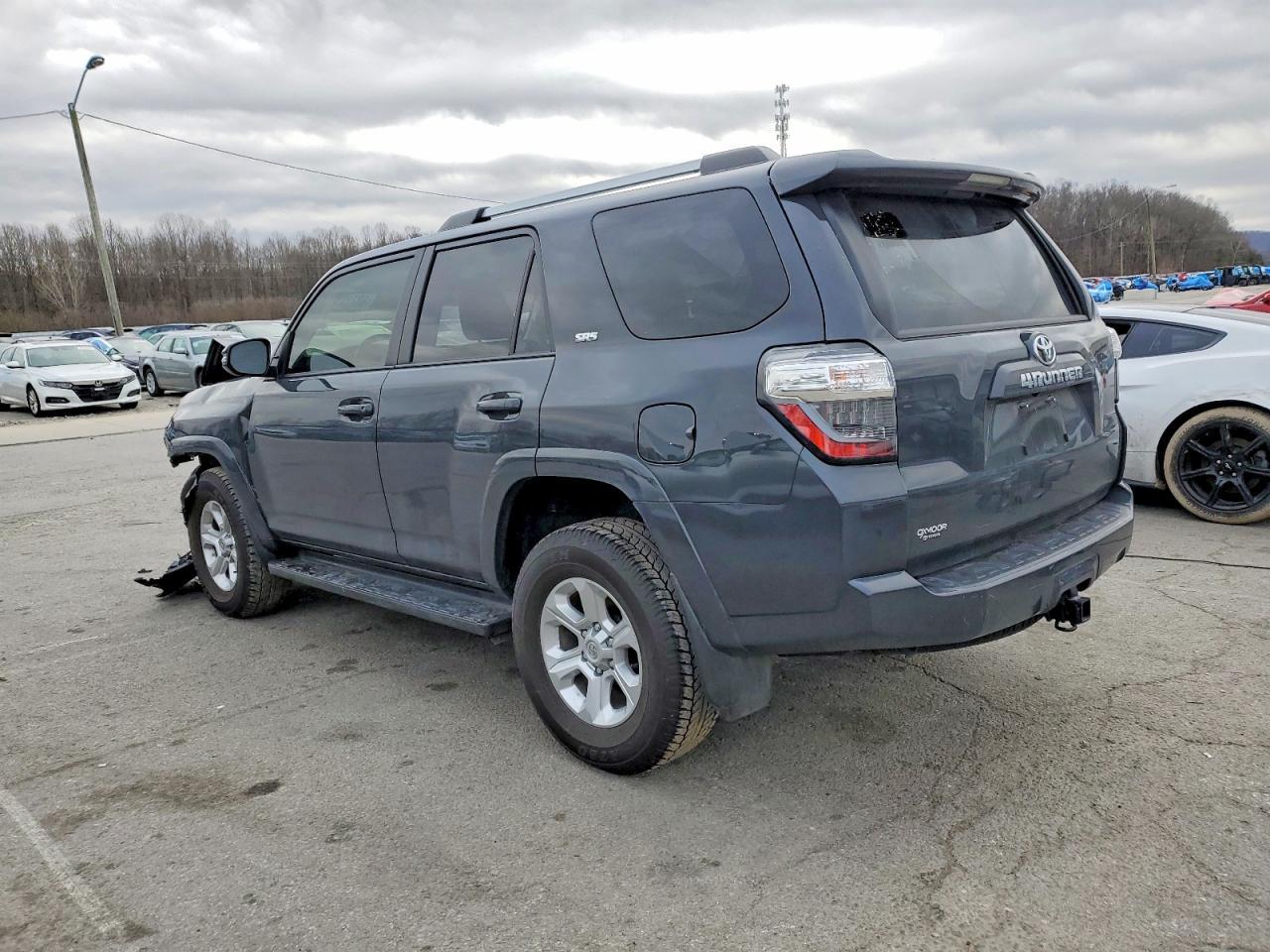 2024 Toyota 4Runner Sr5/Sr5 Premium - Image 2