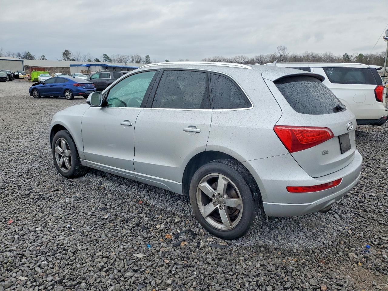 2012 Audi Q5 Premium Plus - Image 2