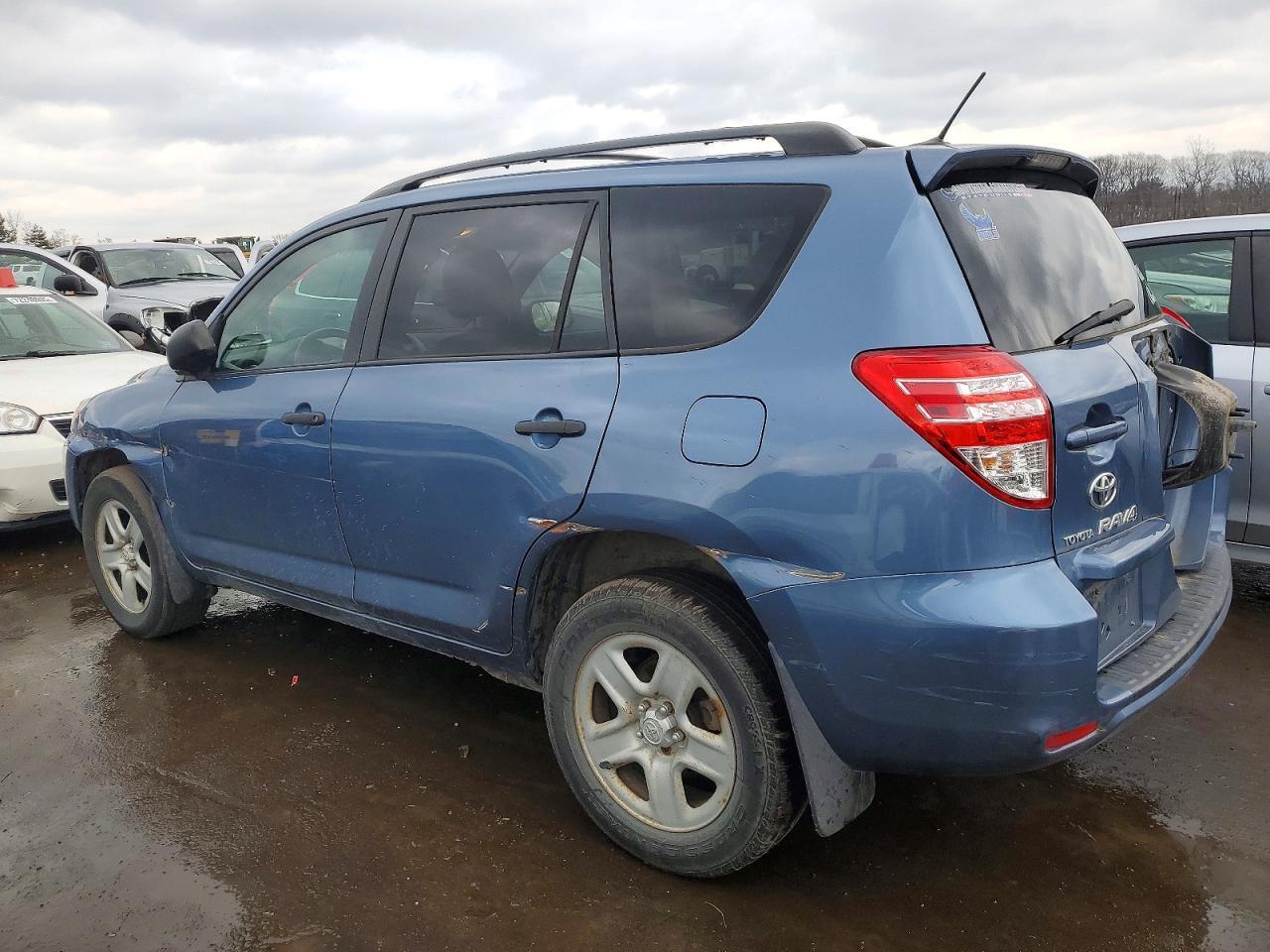 2010 Toyota Rav4 - Фото 2