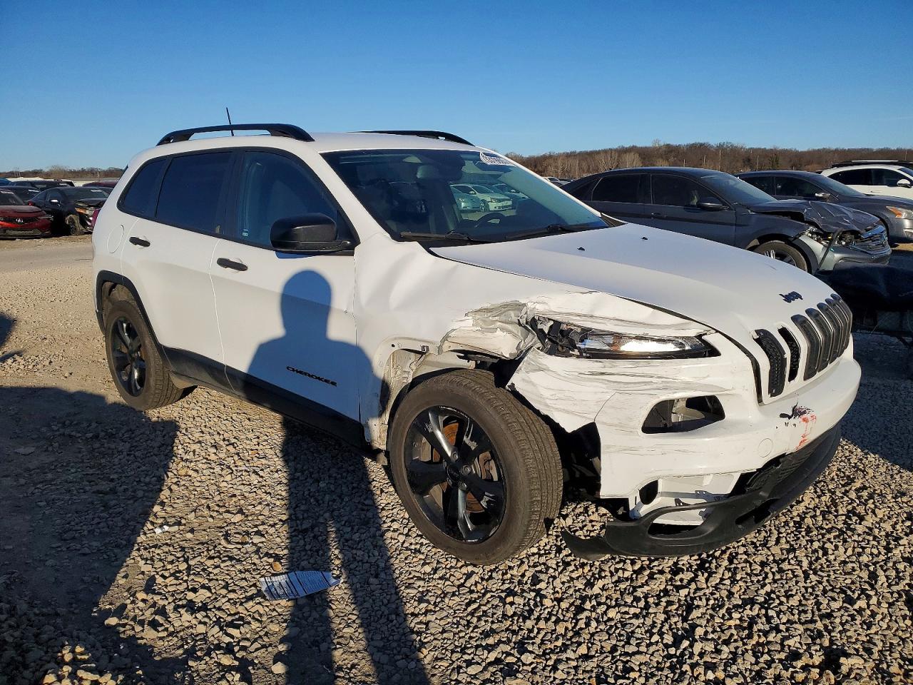 2017 Jeep Cherokee Sport - Фото 4