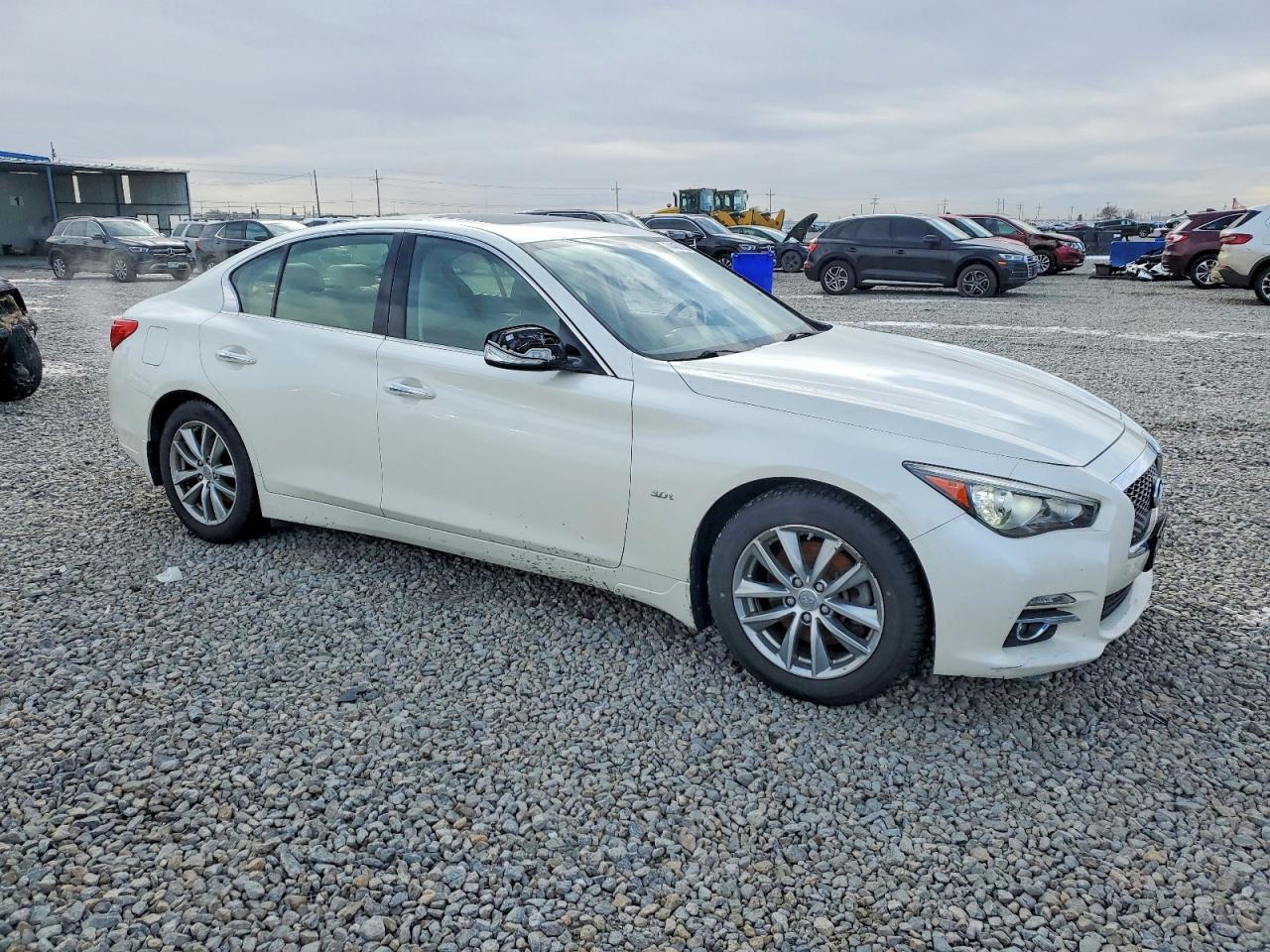 2017 Infiniti Q50 Premium - Фото 4