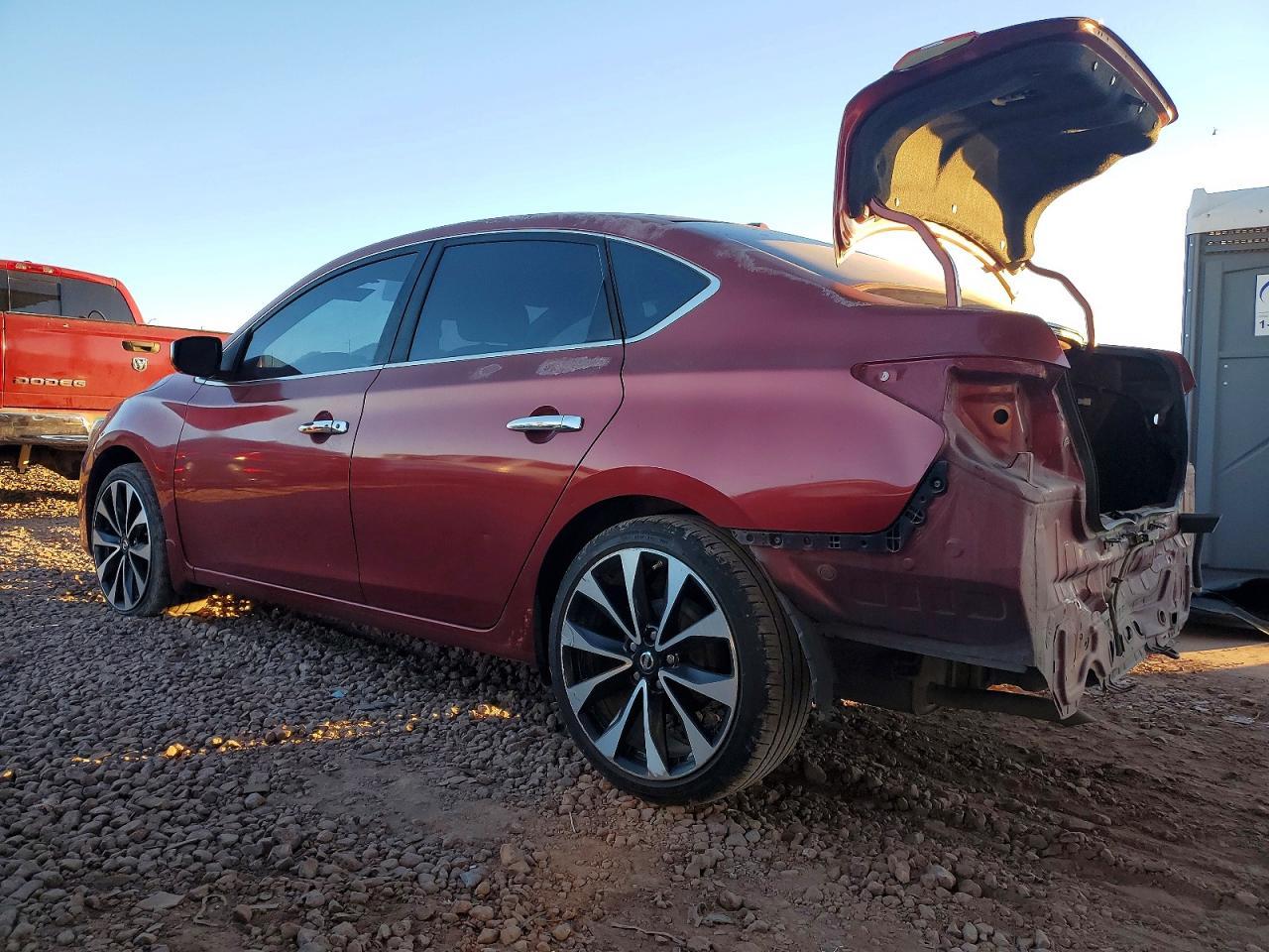2016 Nissan Sentra S - Фото 2