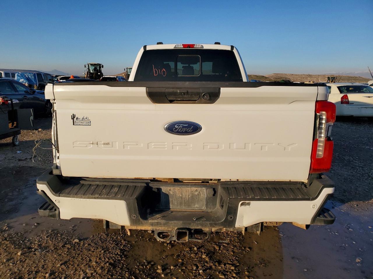 2023 Ford F250 Super Duty - Image 6