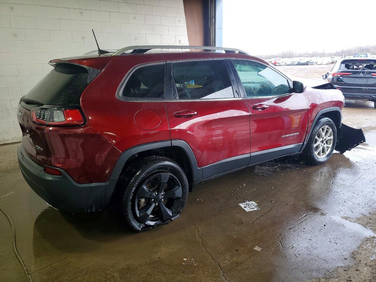 2019 Jeep Cherokee Latitude Plus - Фото 3