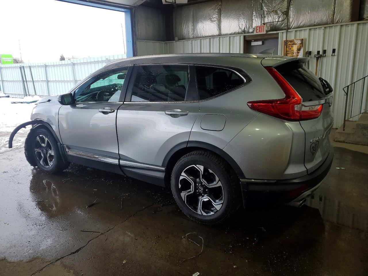 2017 Honda Cr-V Touring - Image 2