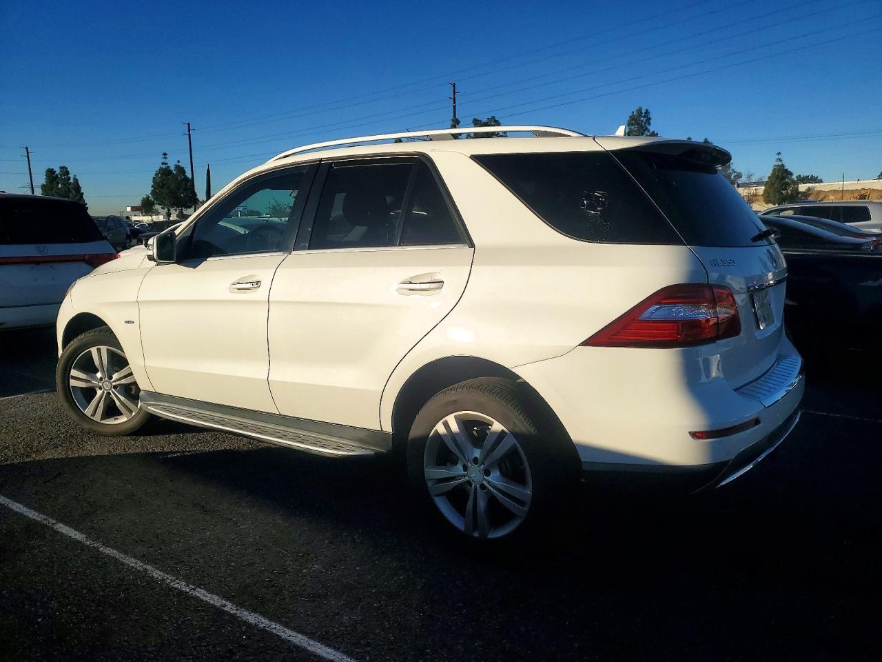 2012 Mercedes-Benz Ml 350 Bluetec - Image 2
