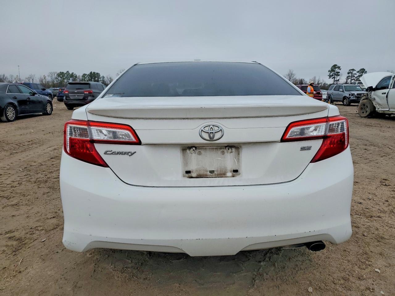 2013 Toyota Camry Se - Фото 6