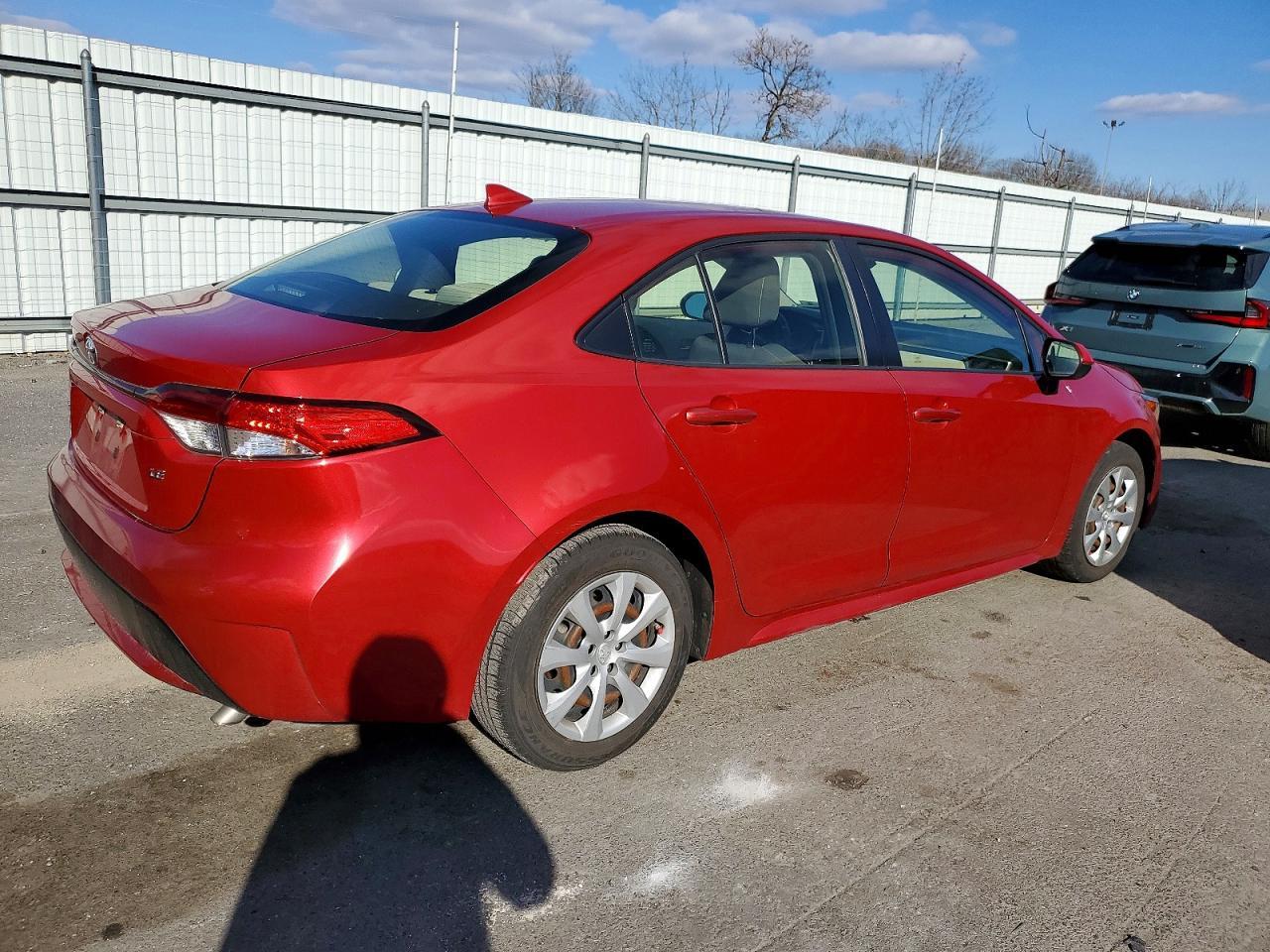 2020 Toyota Corolla Le - Image 3