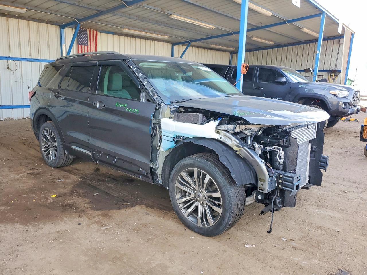 2025 Ford Explorer Platinum - Фото 4
