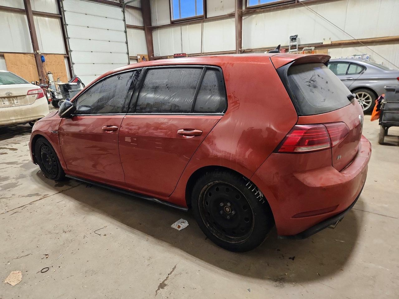 2018 Volkswagen Golf R - Фото 2
