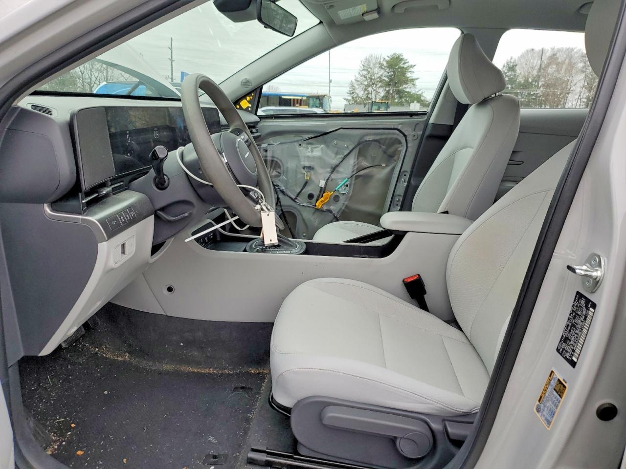 2024 Hyundai Kona Se - Image 7