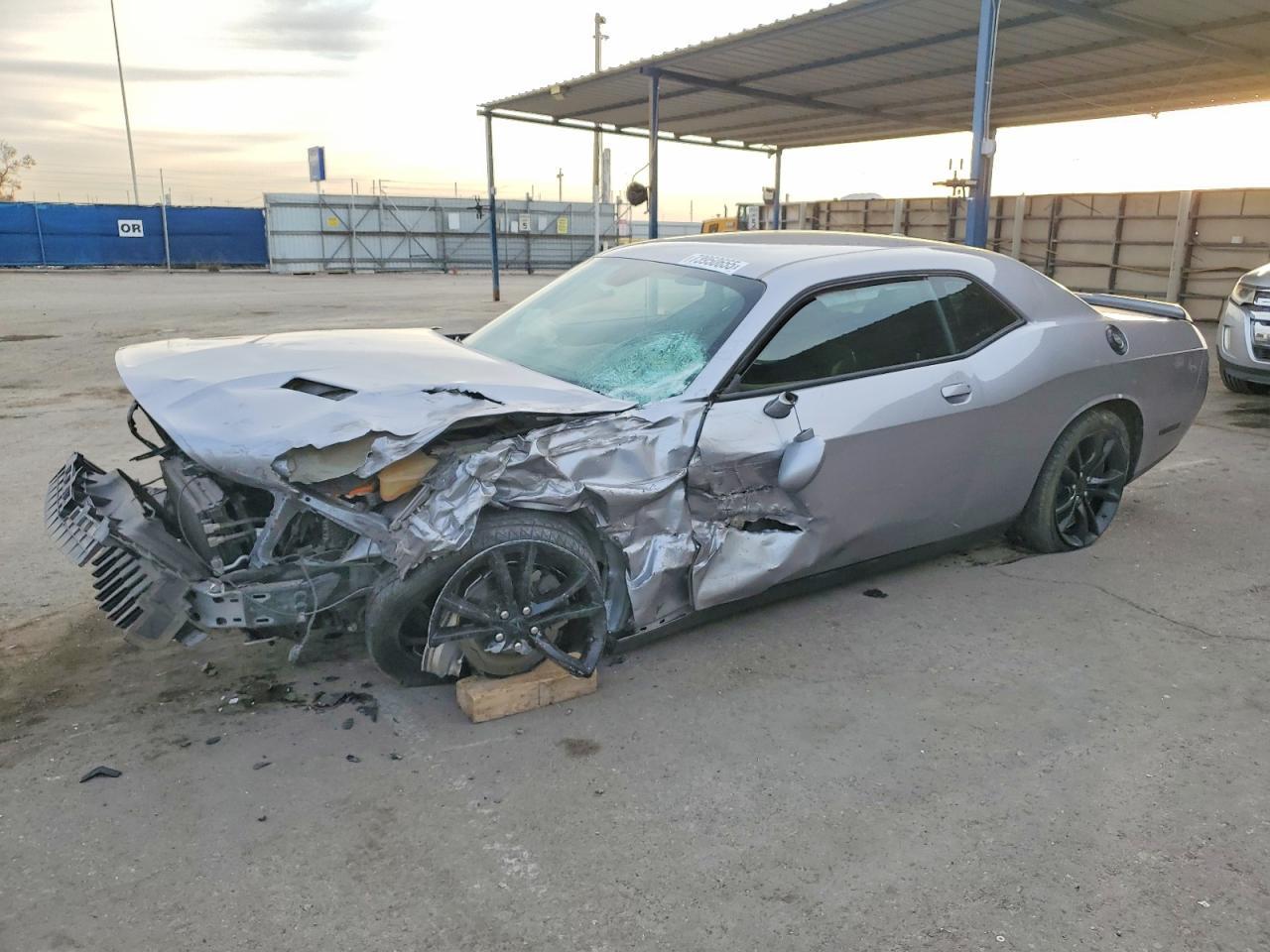 2016 Dodge Challenger Sxt