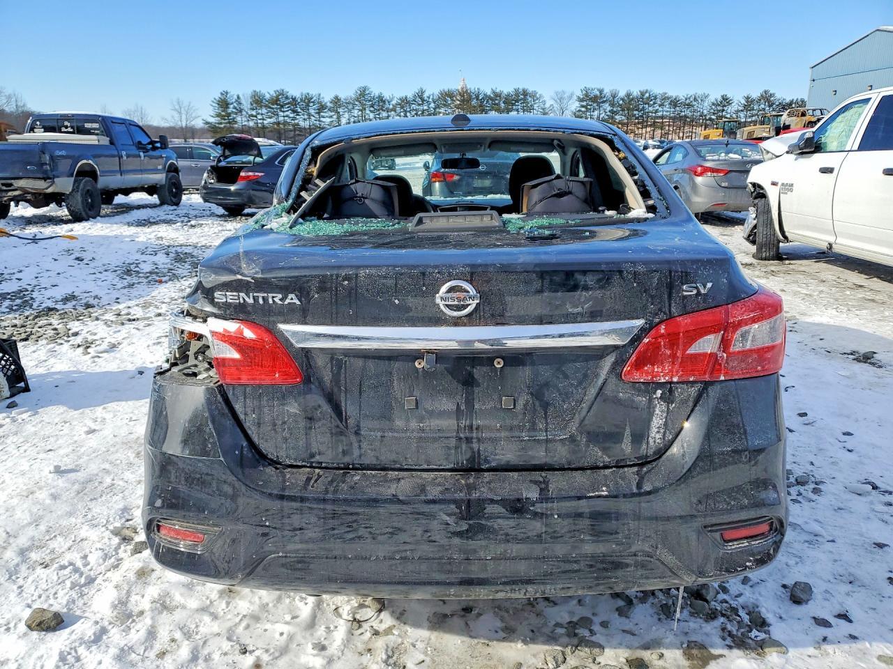2018 Nissan Sentra S - Фото 6