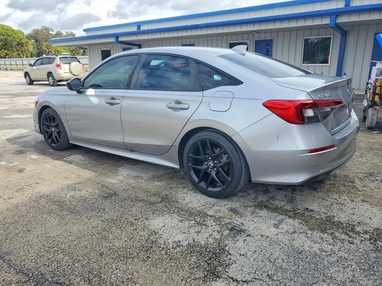 2023 Honda Civic Sport - Фото 2