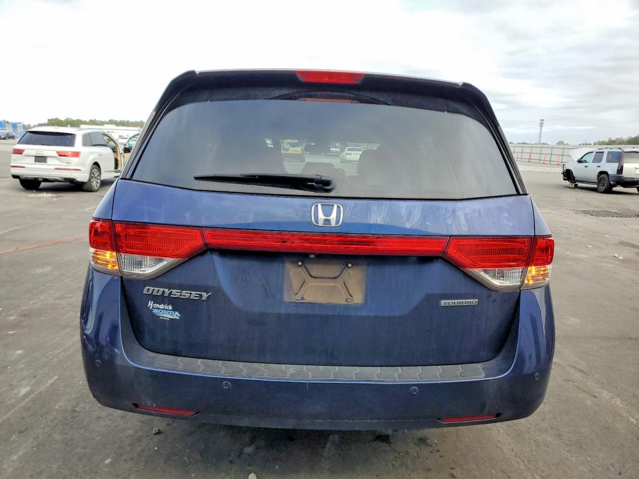 2015 Honda Odyssey Touring - Фото 6