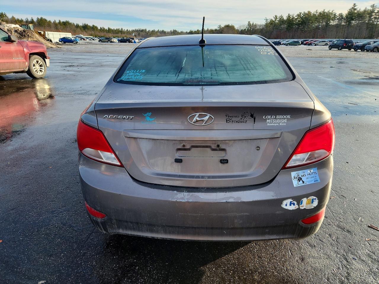 2017 Hyundai Accent Se - Фото 6
