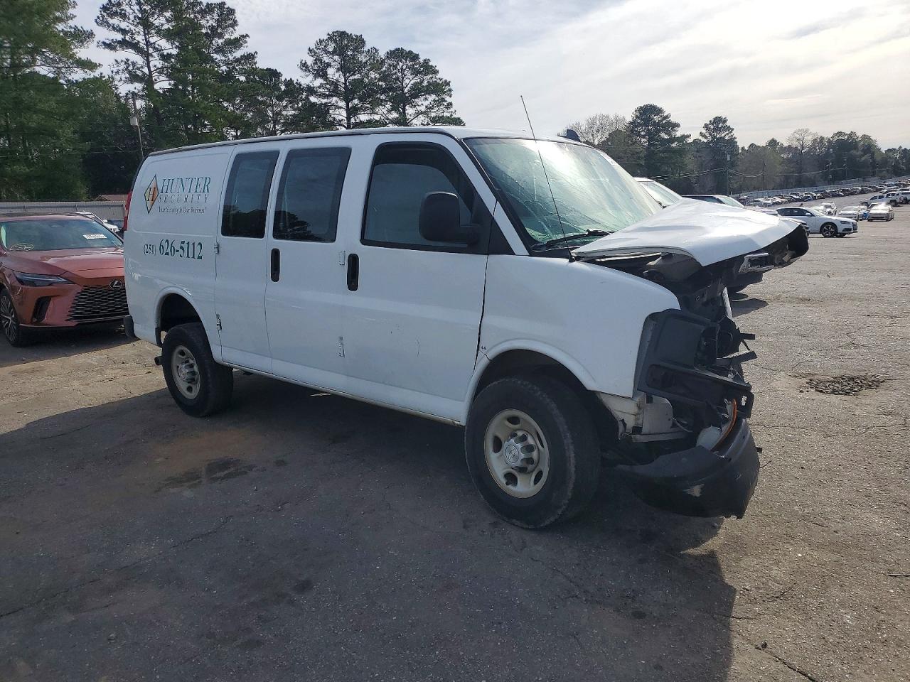 2017 Chevrolet Express G2500 - Image 4