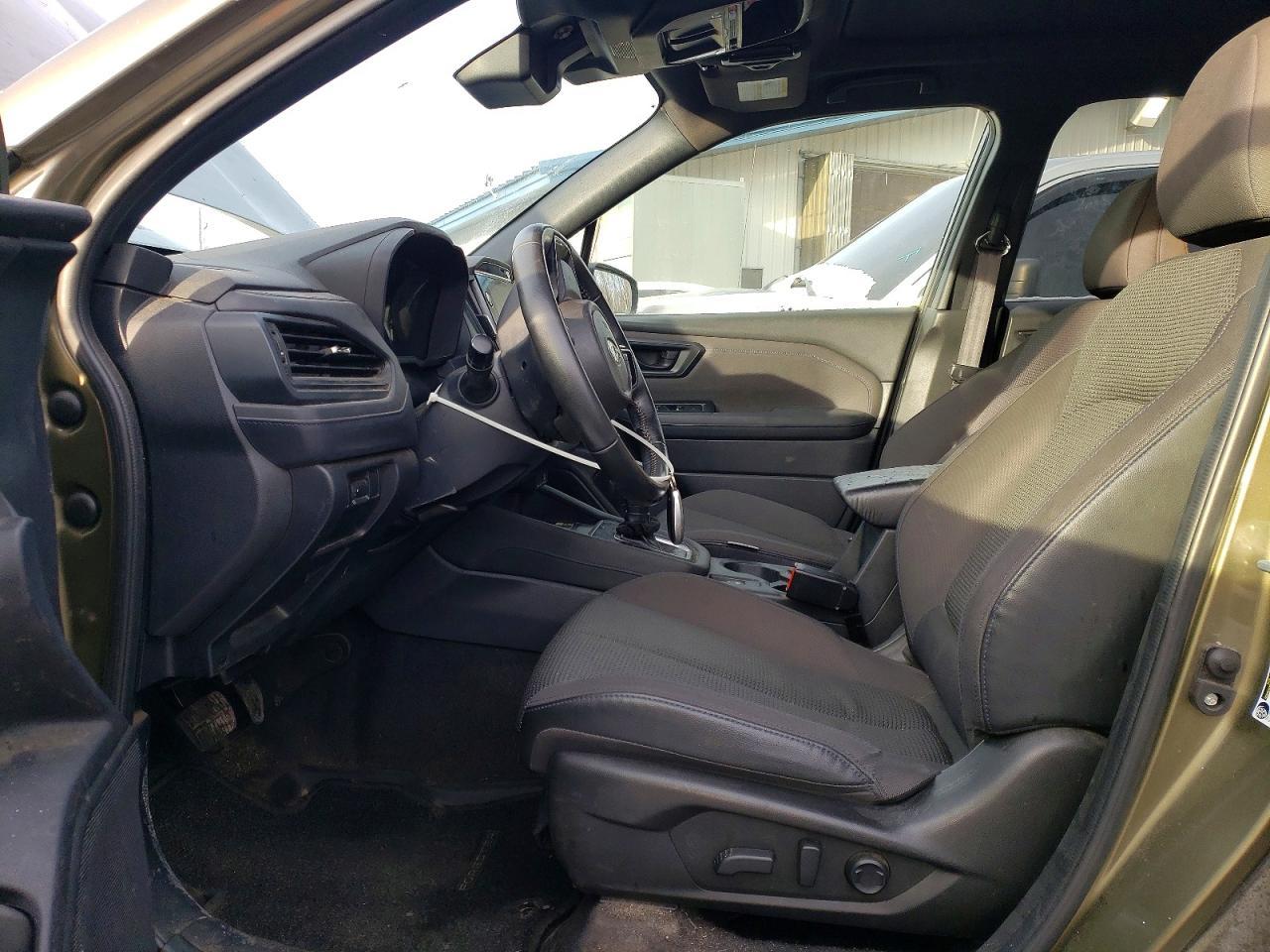 2025 Subaru Forester Premium - Фото 7