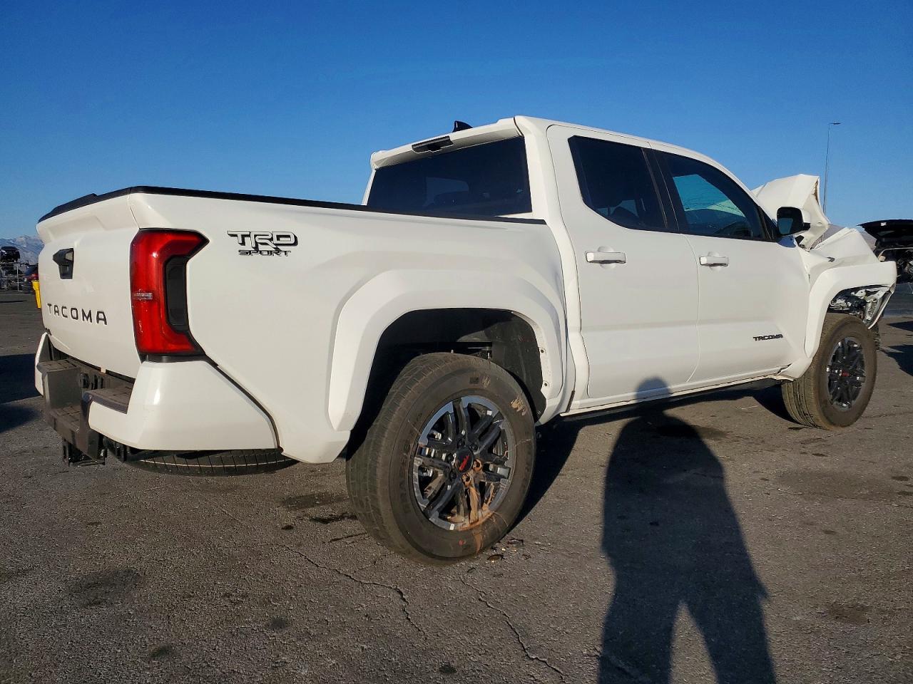 2026 Toyota Tacoma Double Cab - Image 3