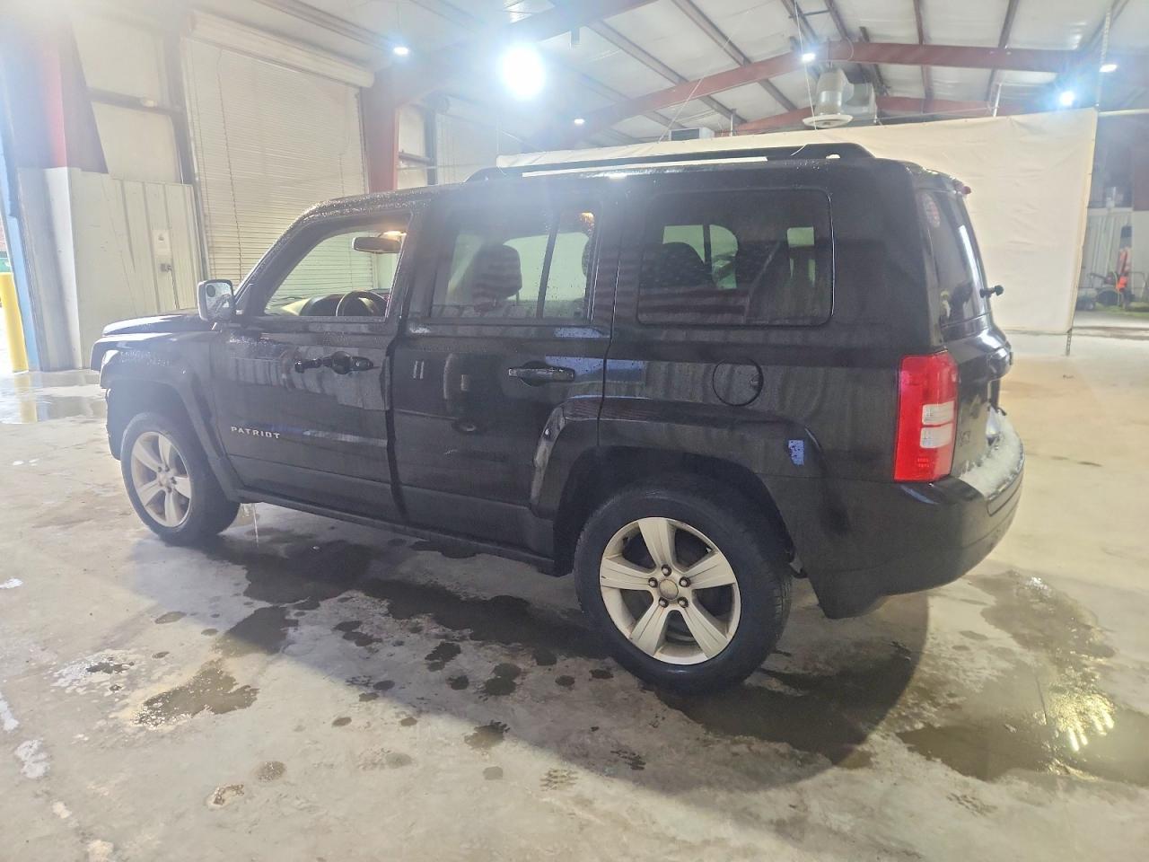 2013 Jeep Patriot Latitude - Image 2