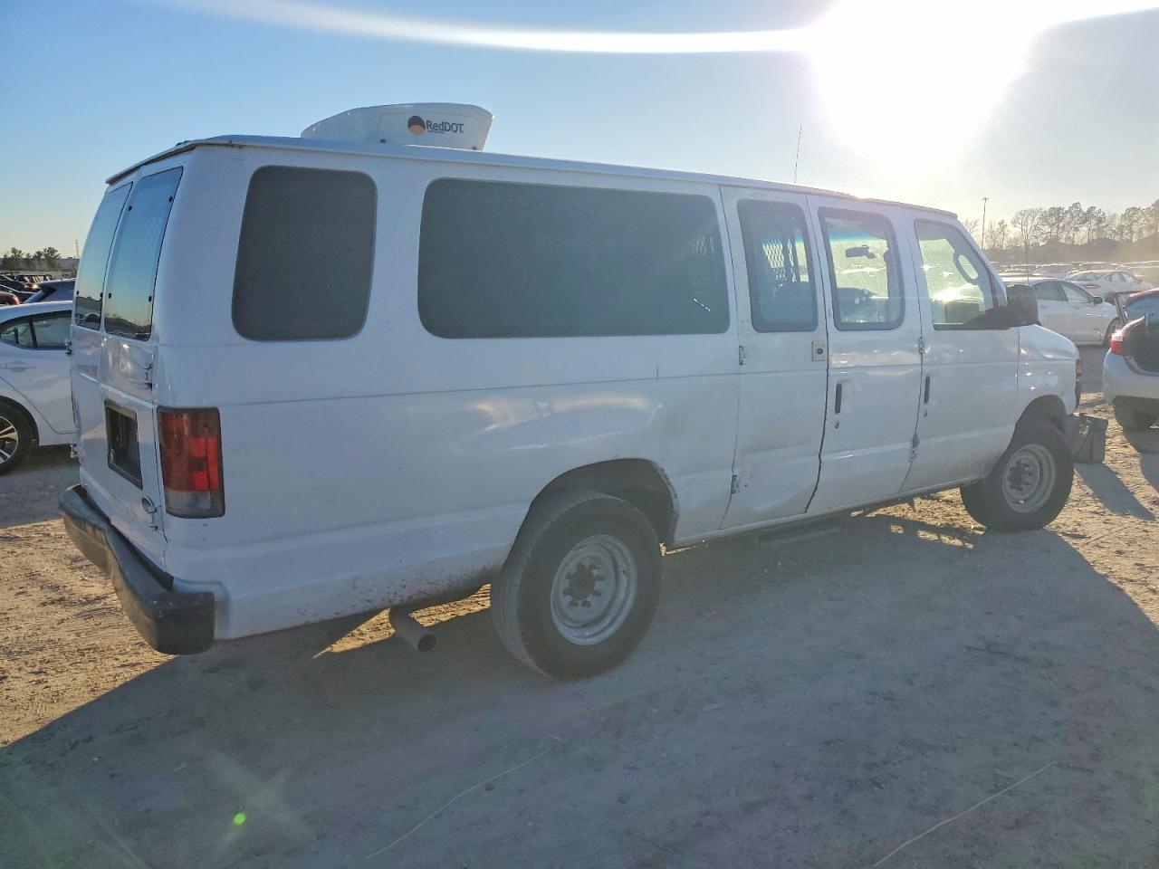 2009 Ford E250 Delivery Van - Image 3