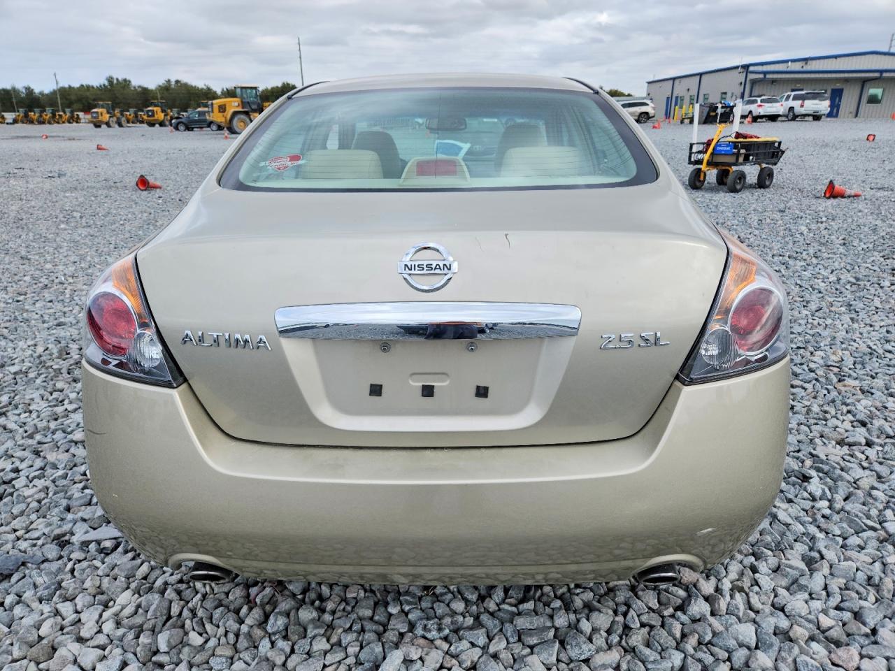 2010 Nissan Alitma - Image 6