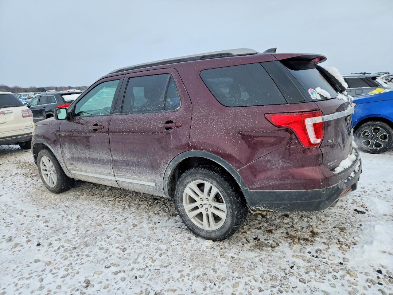 2018 Ford Explorer Xlt - Фото 2