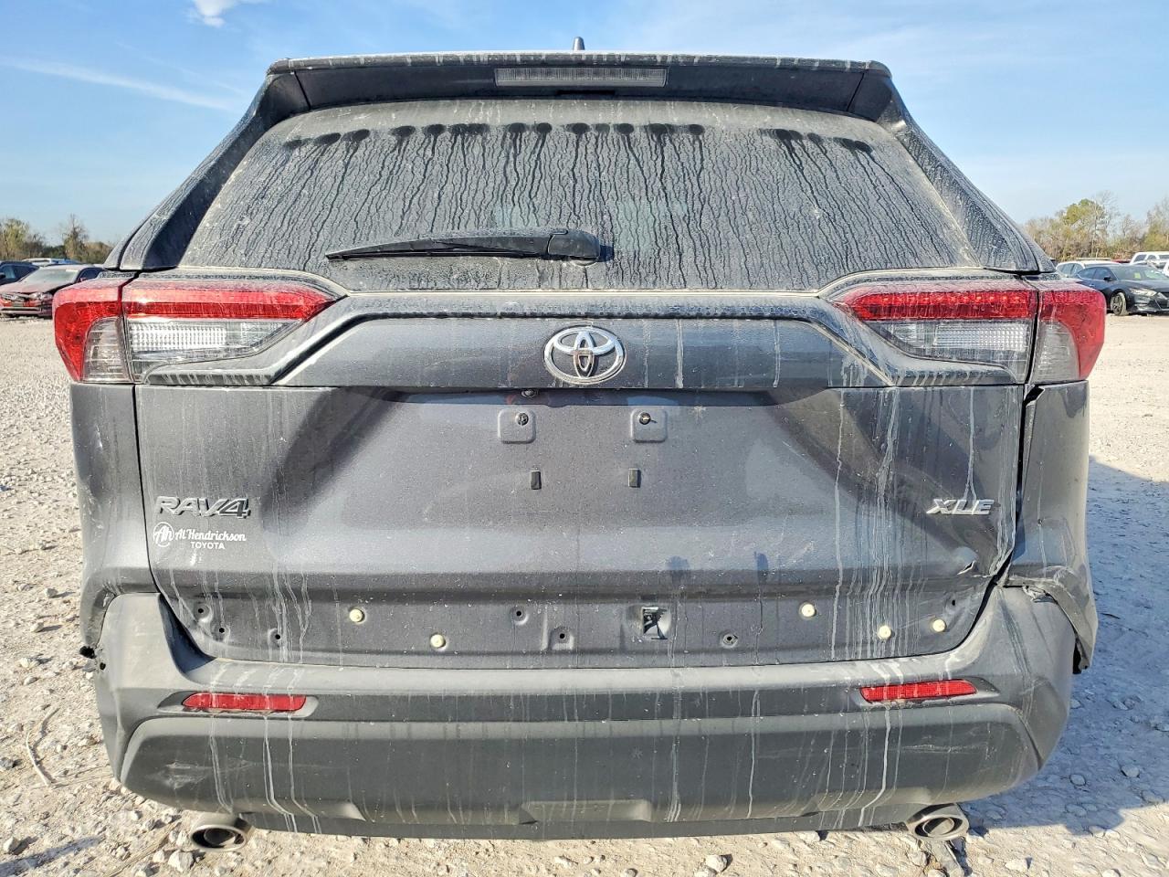 2025 Toyota Rav4 Xle Premium - Image 6