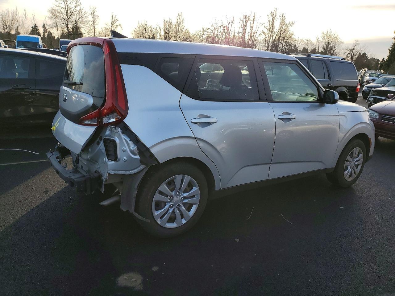 2020 Kia Soul Lx - Image 3