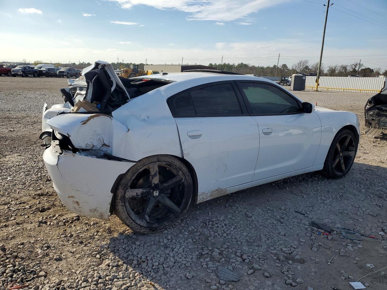 2019 Dodge Charger Sxt - Image 3