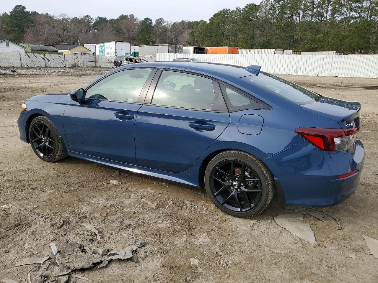 2025 Honda Civic Sport - Фото 2