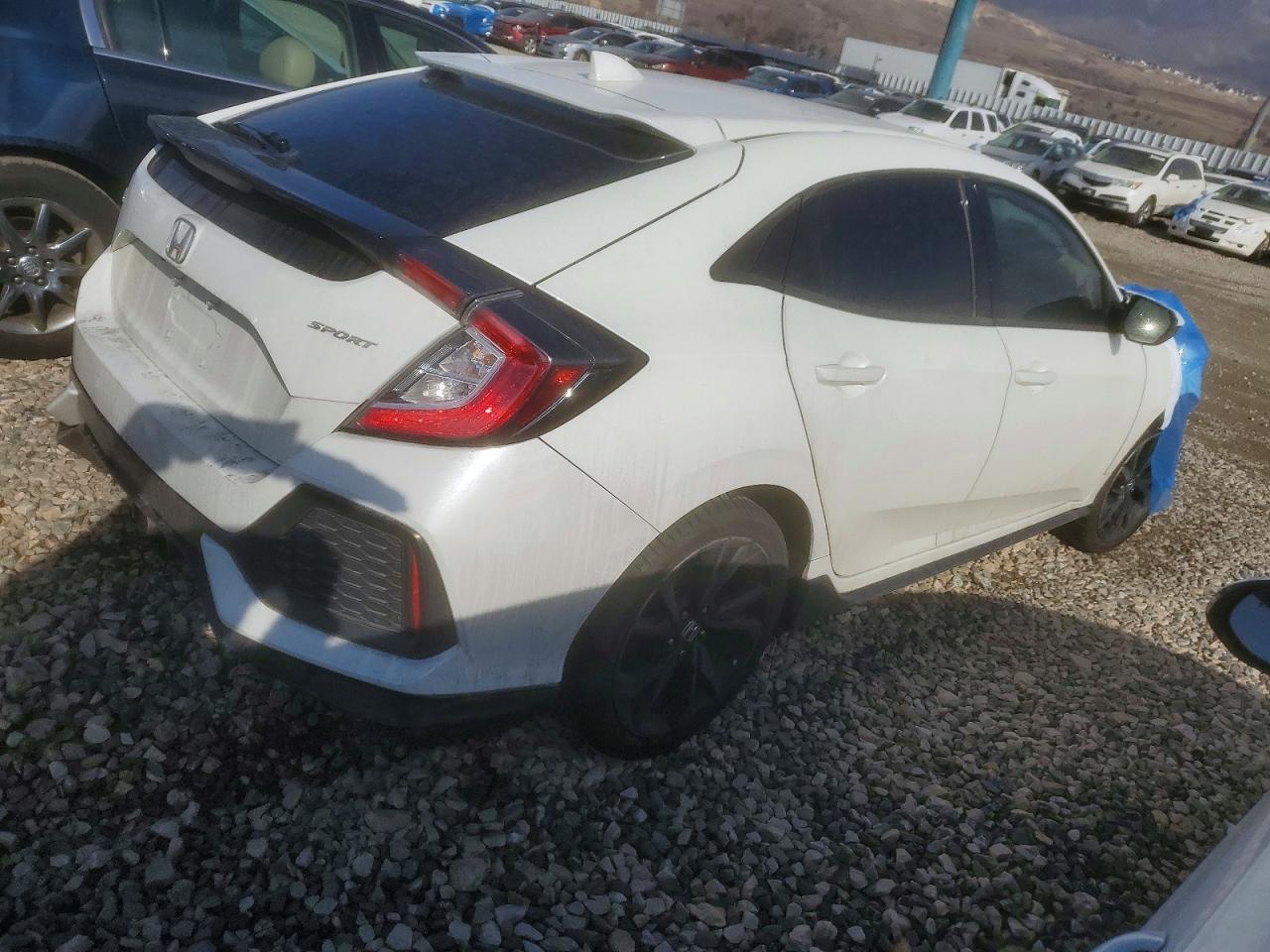 2017 Honda Civic Sport - Image 3
