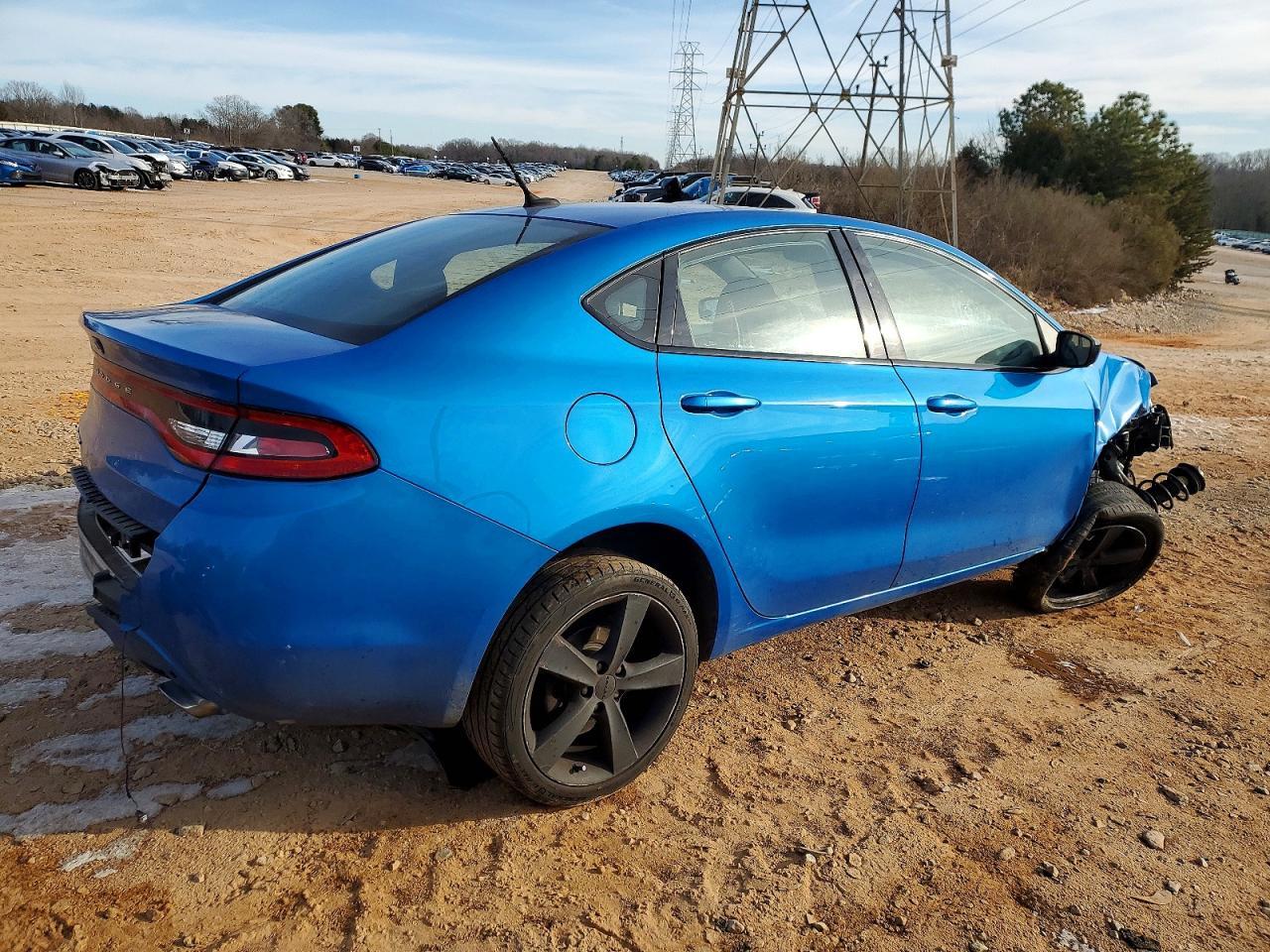 2015 Dodge Dart Sxt - Image 3