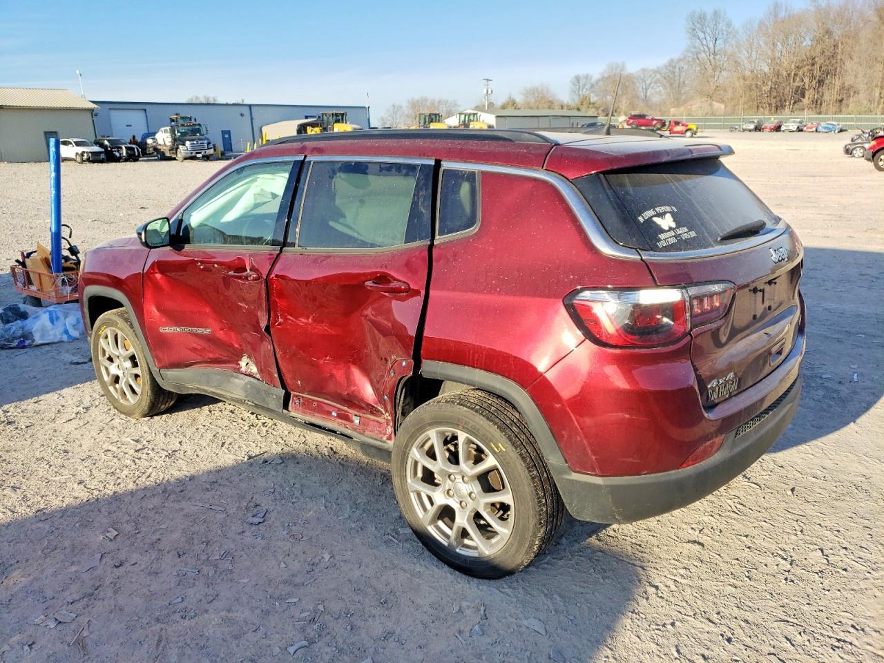 2022 Jeep Compass Latitude Lux - Фото 2