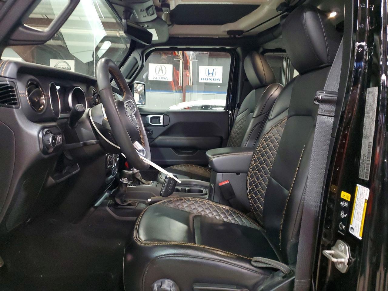 2023 Jeep Wrangler Sahara - Фото 7