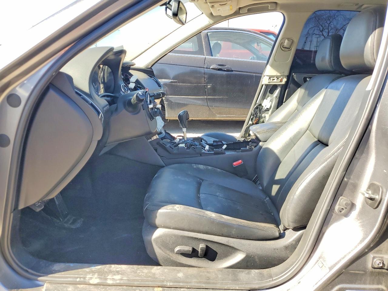 2015 Infiniti Q50 Base - Фото 7