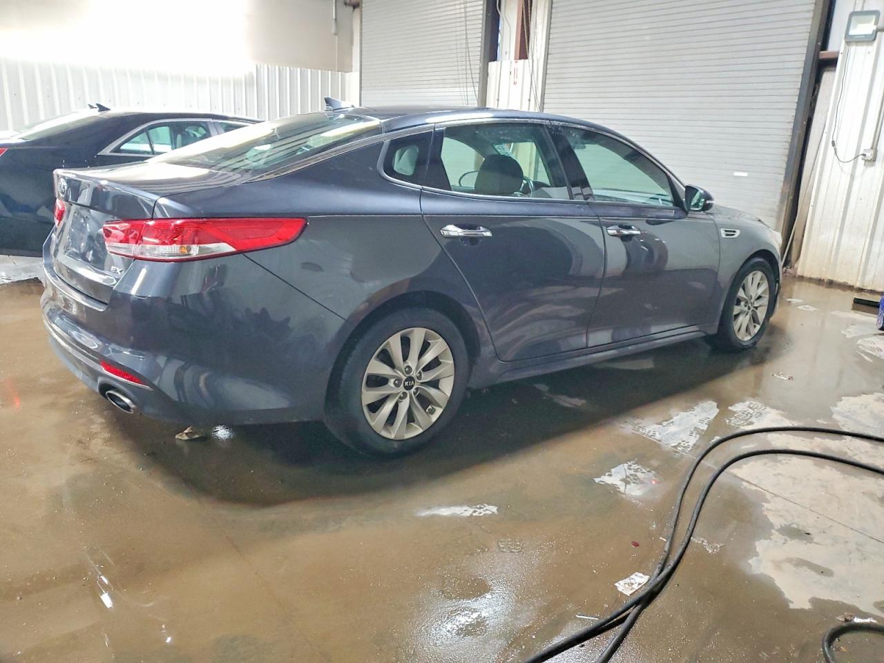 2018 Kia Optima Ex - Фото 3